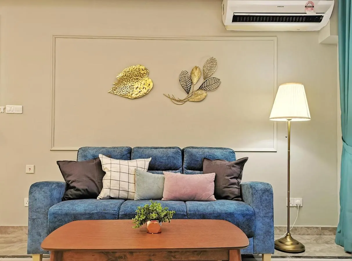 Yussy 2 Bedrooms Condo At R&F Princess Cove 조호르 바루