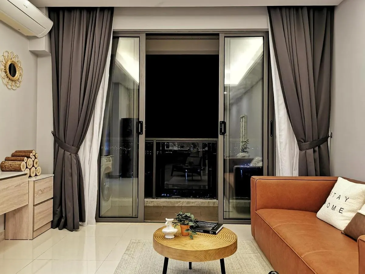 아파트 Yussy 2 Bedrooms Condo At R&F Princess Cove 조호르 바루